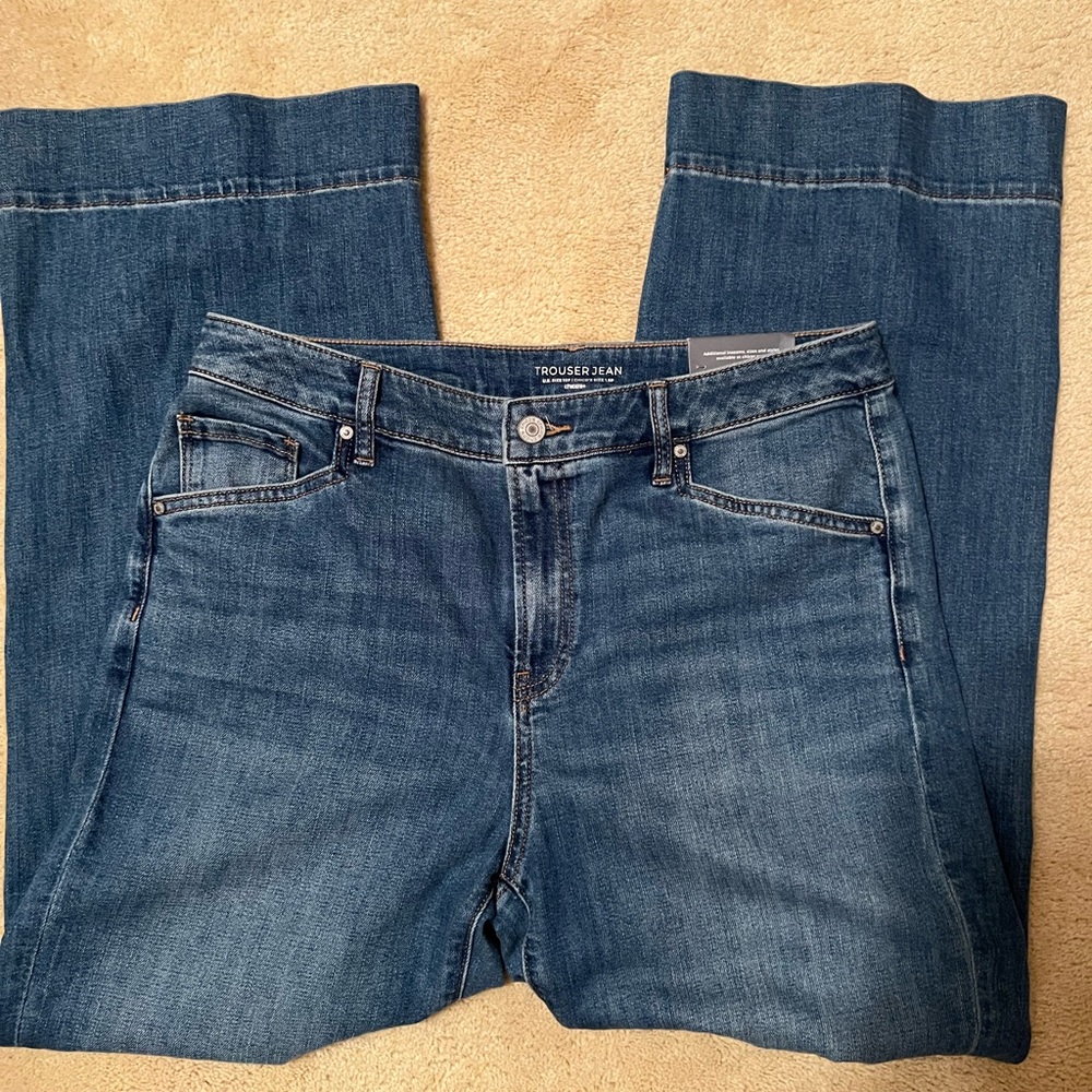 NWT Chicos Highrise wide leg Trouser Jeans Size 10P/1.5P